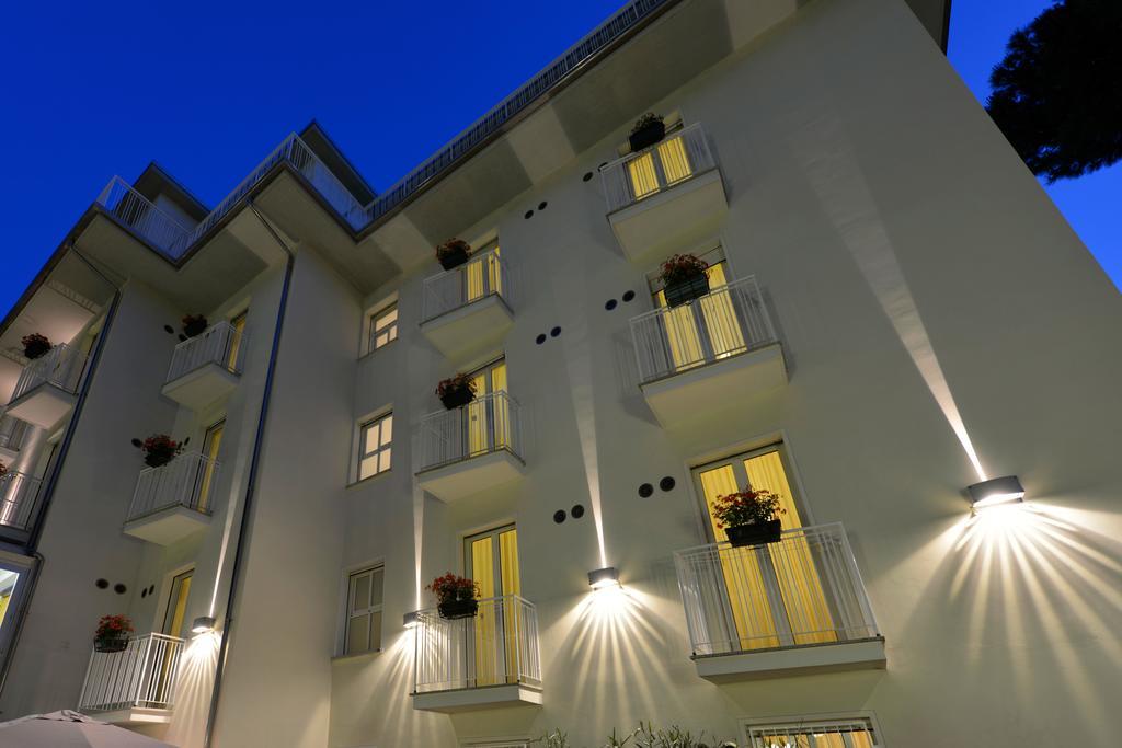 Hotel Cuba 米兰马瑞提那 外观 照片
